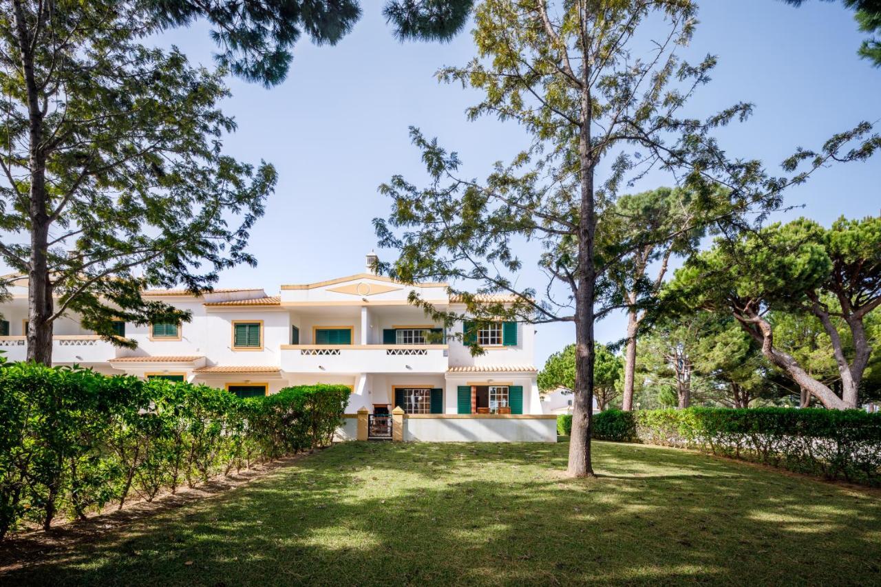 Falesia Beach Villa By The Portuguese Butler Olhos de Agua  Exterior photo