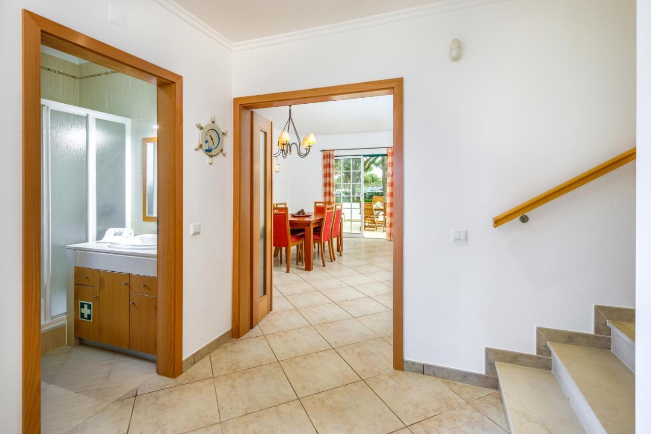 Falesia Beach Villa By The Portuguese Butler Olhos de Agua  Exterior photo