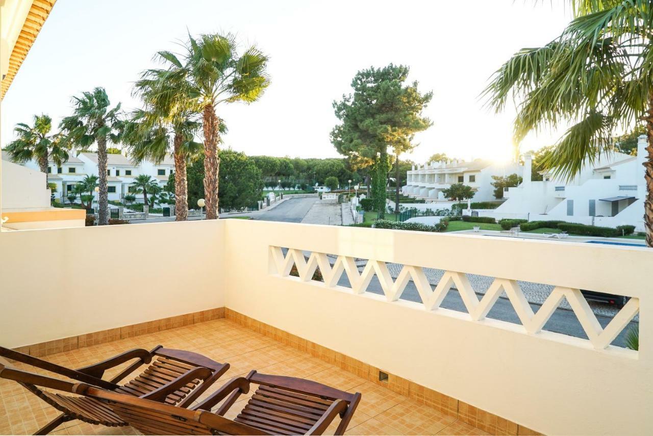 Falesia Beach Villa By The Portuguese Butler Olhos de Agua  Exterior photo